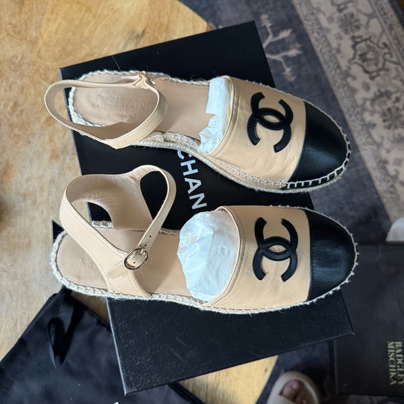 Chanel Lambskin Espadrilles - Picture 4 of 10
